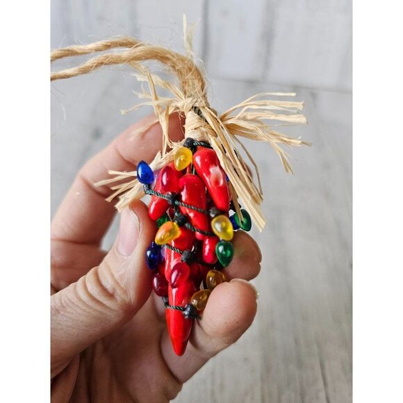 Chili pepper ornament lights unique Xmas tree - Picture 2 of 8